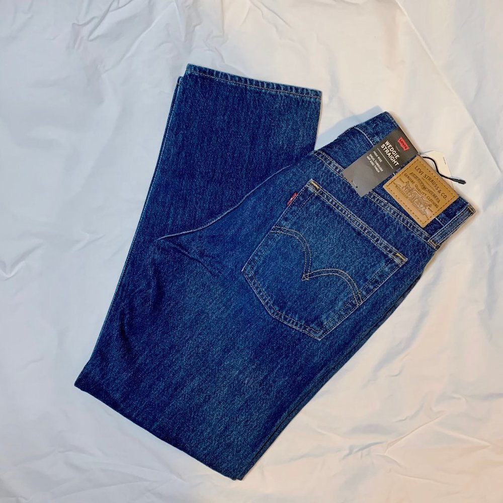 Levi's Wedgie fit jean